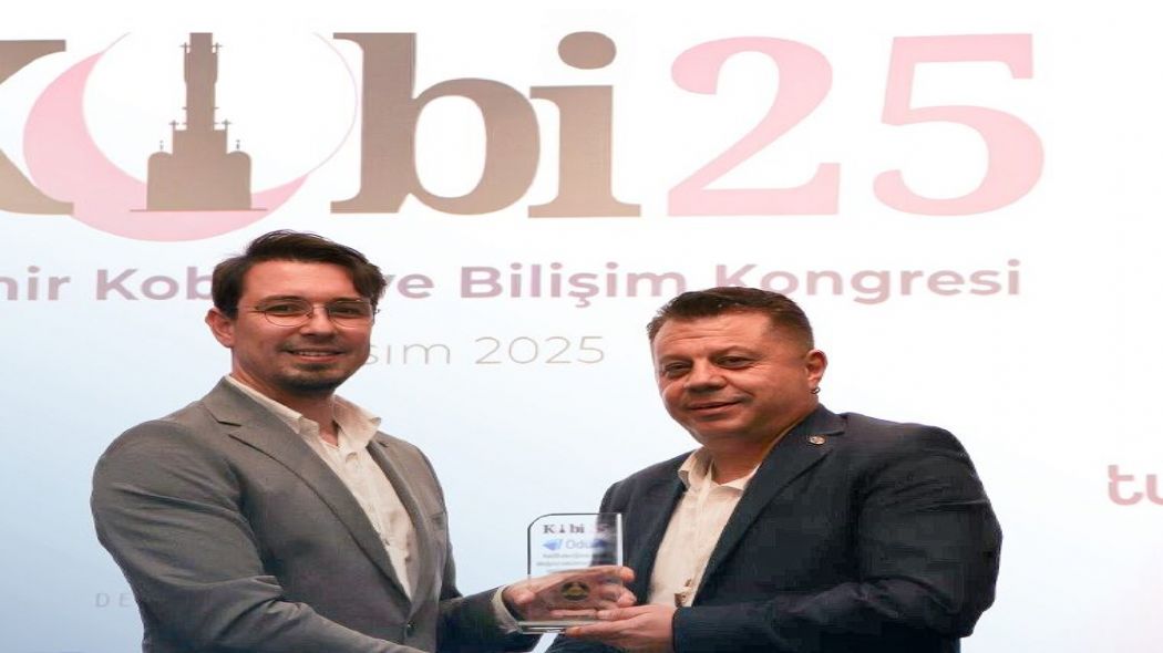 Verinin Gcyle Dnen Finans zmirde masaya yatrld.