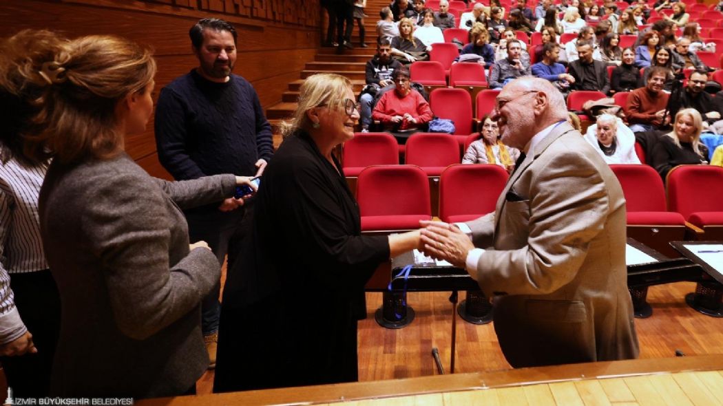 Bilgisayarla Beste Yar��mas��nda �d�ller sahiplerini buldu.