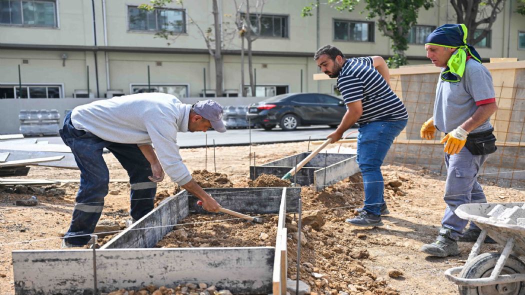 Bornovaya Abide-i Hrriyet Park geliyor