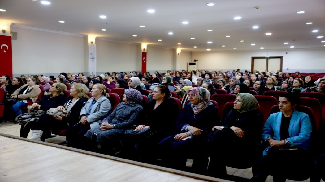 En �yi Narkotik Polisi ;Annelerdir.