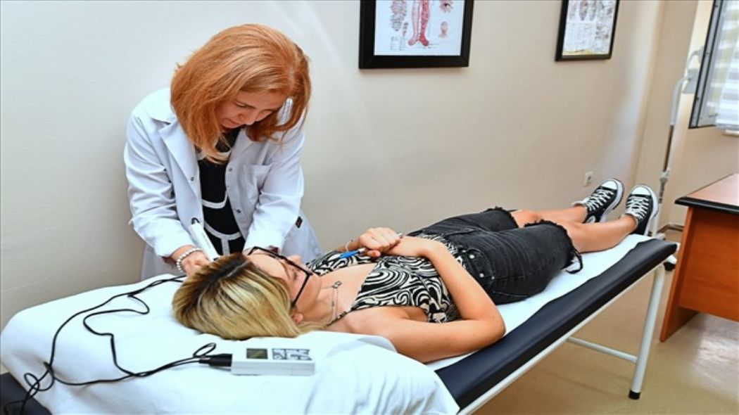 Erefpaa Hastanesi akupunktur ve hipnoz tedavisine balad