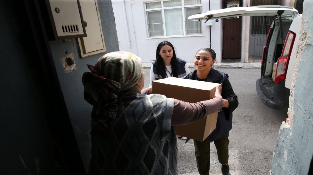 �i�li Belediyesi�nden G�da Kolisi Seferberli�i