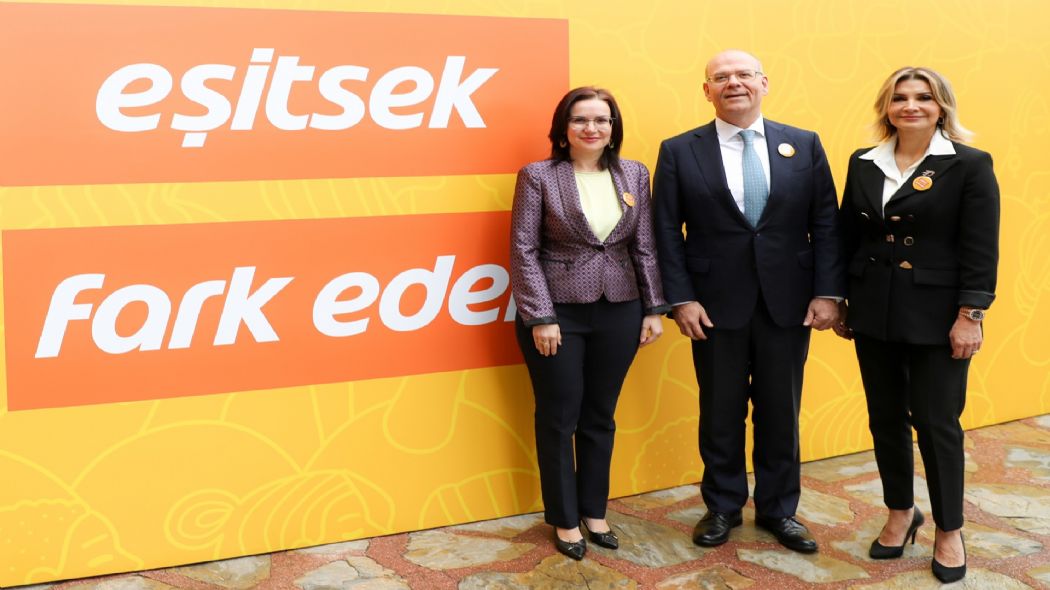 OPET'TEN  BR LK:  ETSEK FARK EDER