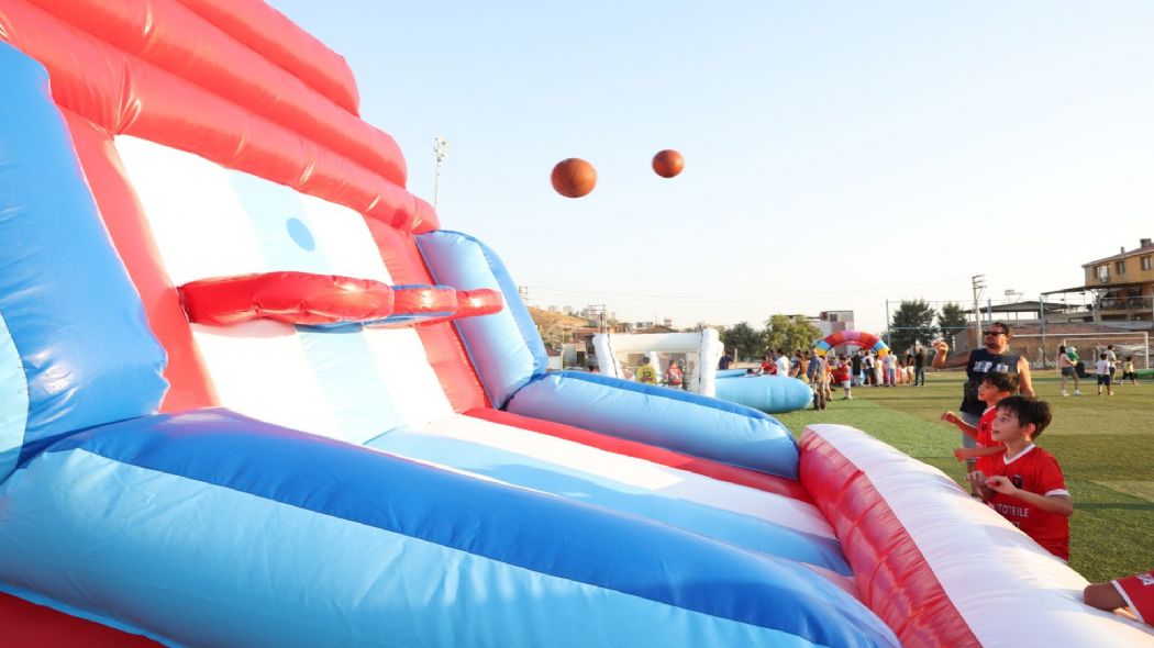 �i�li Belediyesi'nin �i�me Oyun Park� Mahalle Mahalle �ocuklarla Bulu�uyor