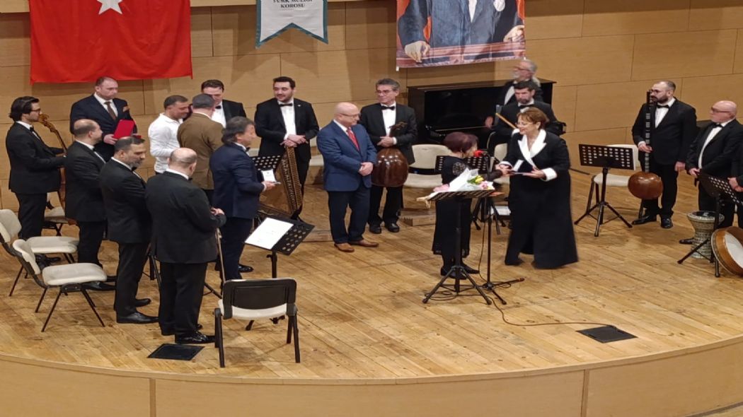 B�R KONSERDEN �TE