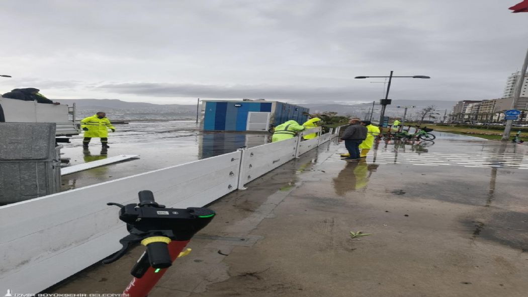 F�rt�na duvar� Kordon�da ta�k�n� �nledi